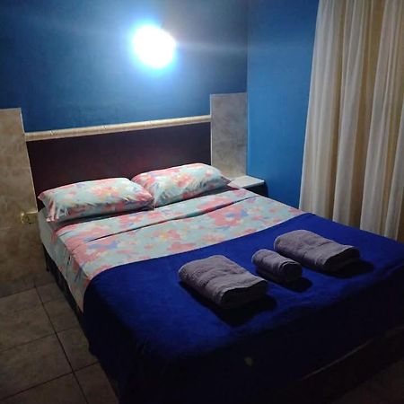 Apartamento Flia Ocampo Puerto Iguazú Exterior foto
