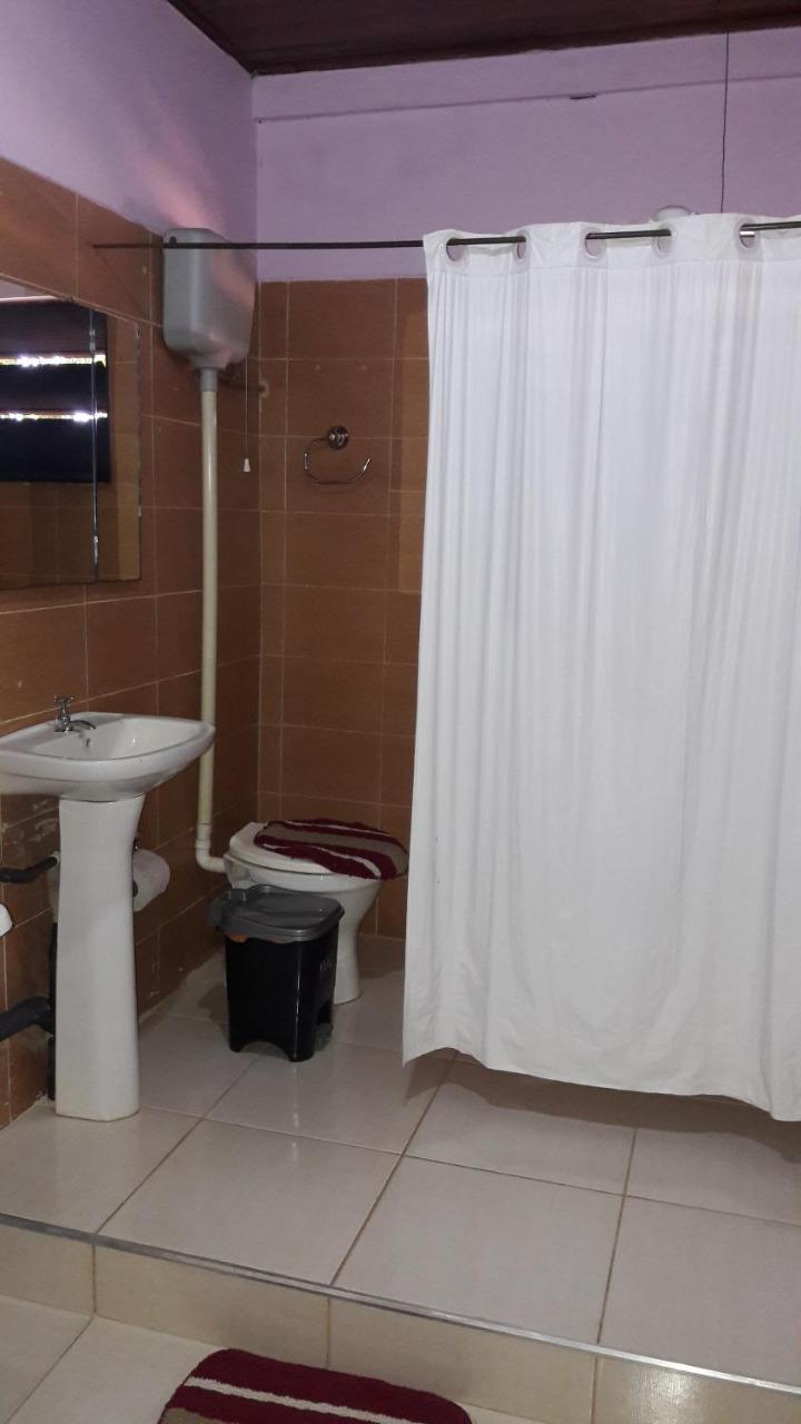 Apartamento Flia Ocampo Puerto Iguazú Exterior foto